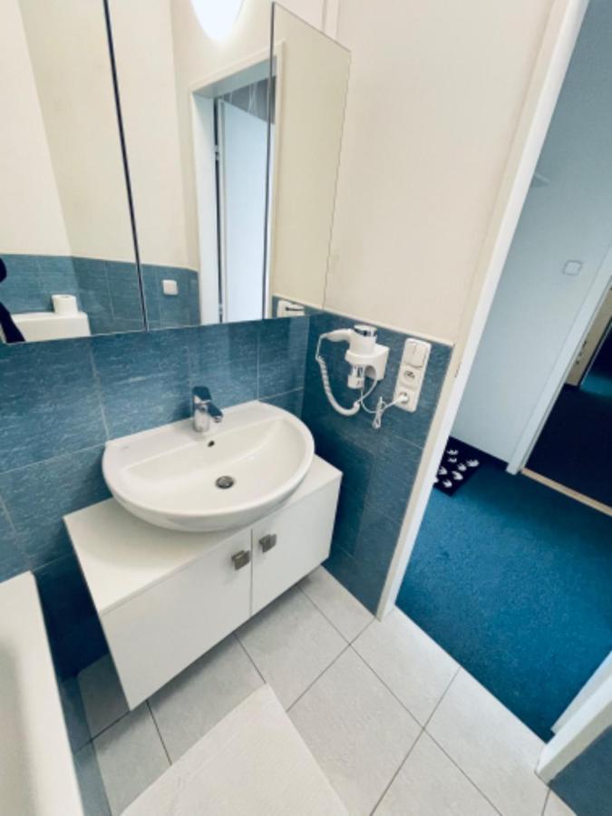 Apartmany Bryksova プラハ エクステリア 写真